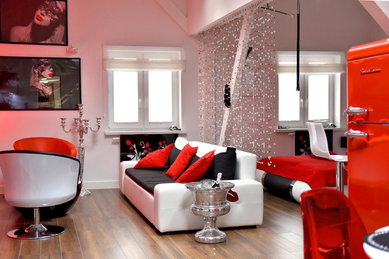 In The Attic Unikatowe Apartmenty By Stayly شتشيتسين المظهر الخارجي الصورة